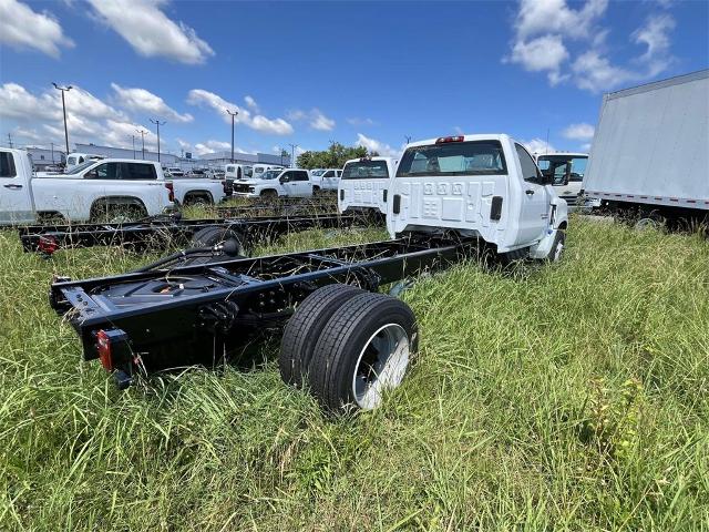 2023 Chevrolet Silverado 5500 HD Vehicle Photo in ALCOA, TN 37701-3235