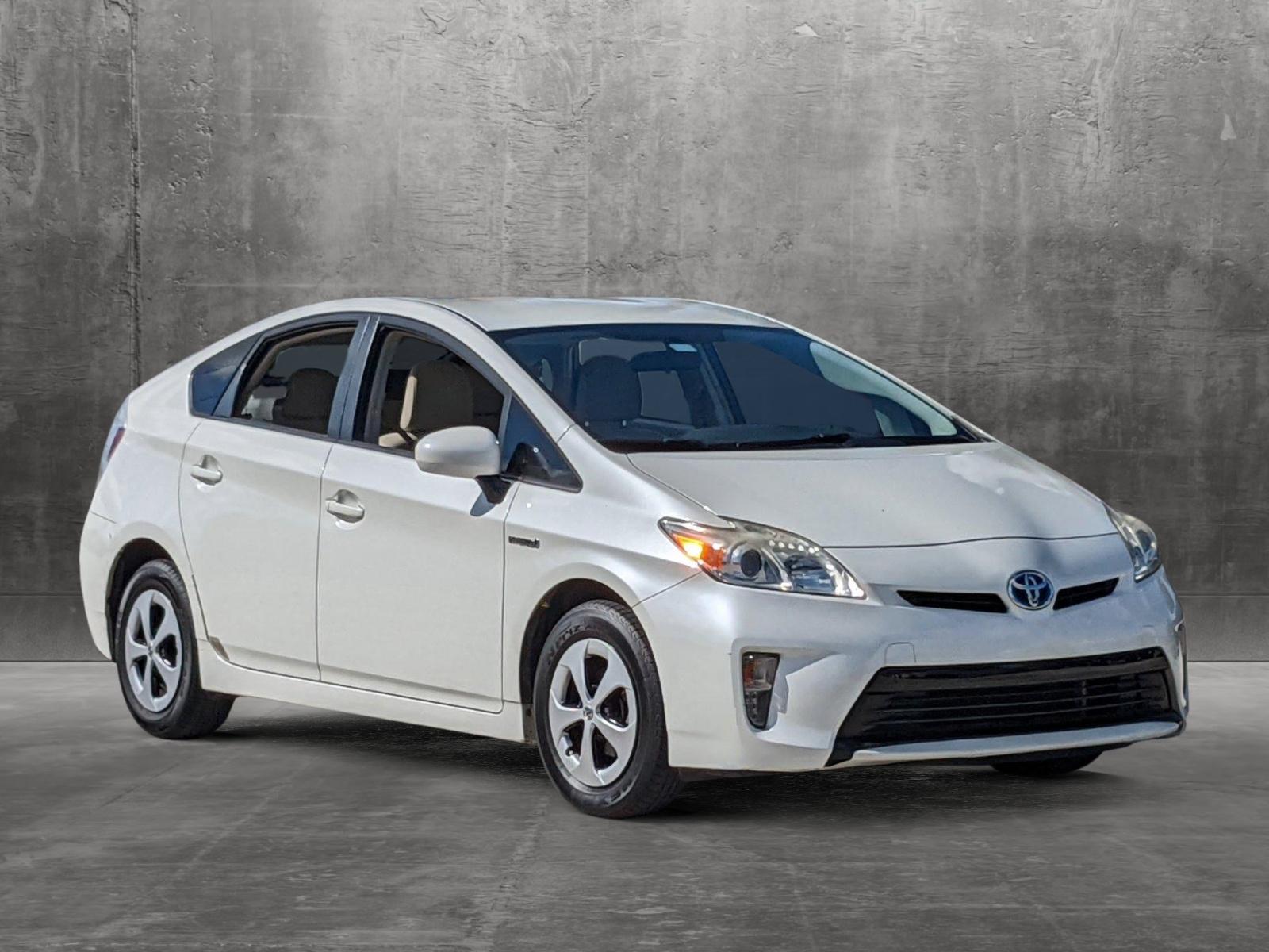 2015 Toyota Prius Vehicle Photo in Davie, FL 33331