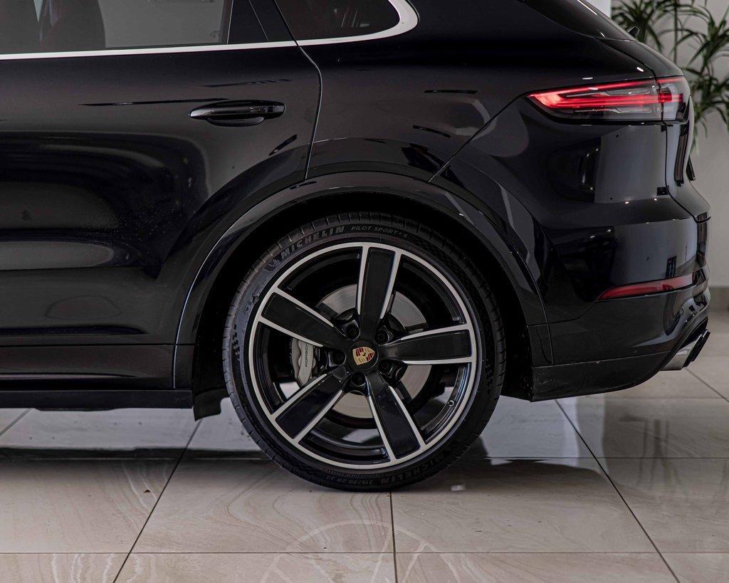 2020 Porsche Cayenne Vehicle Photo in Plainfield, IL 60586