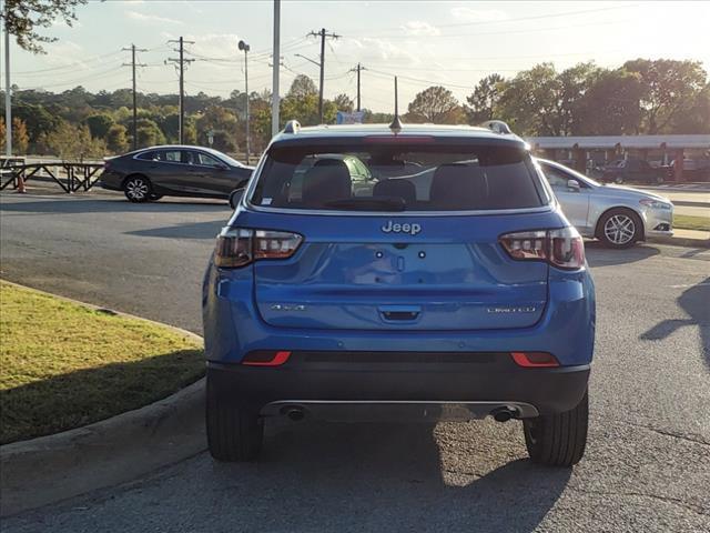 2023 Jeep Compass Vehicle Photo in DENTON, TX 76210-9321