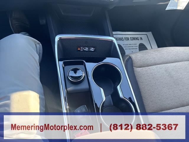 2025 Chevrolet Equinox Vehicle Photo in VINCENNES, IN 47591-5519