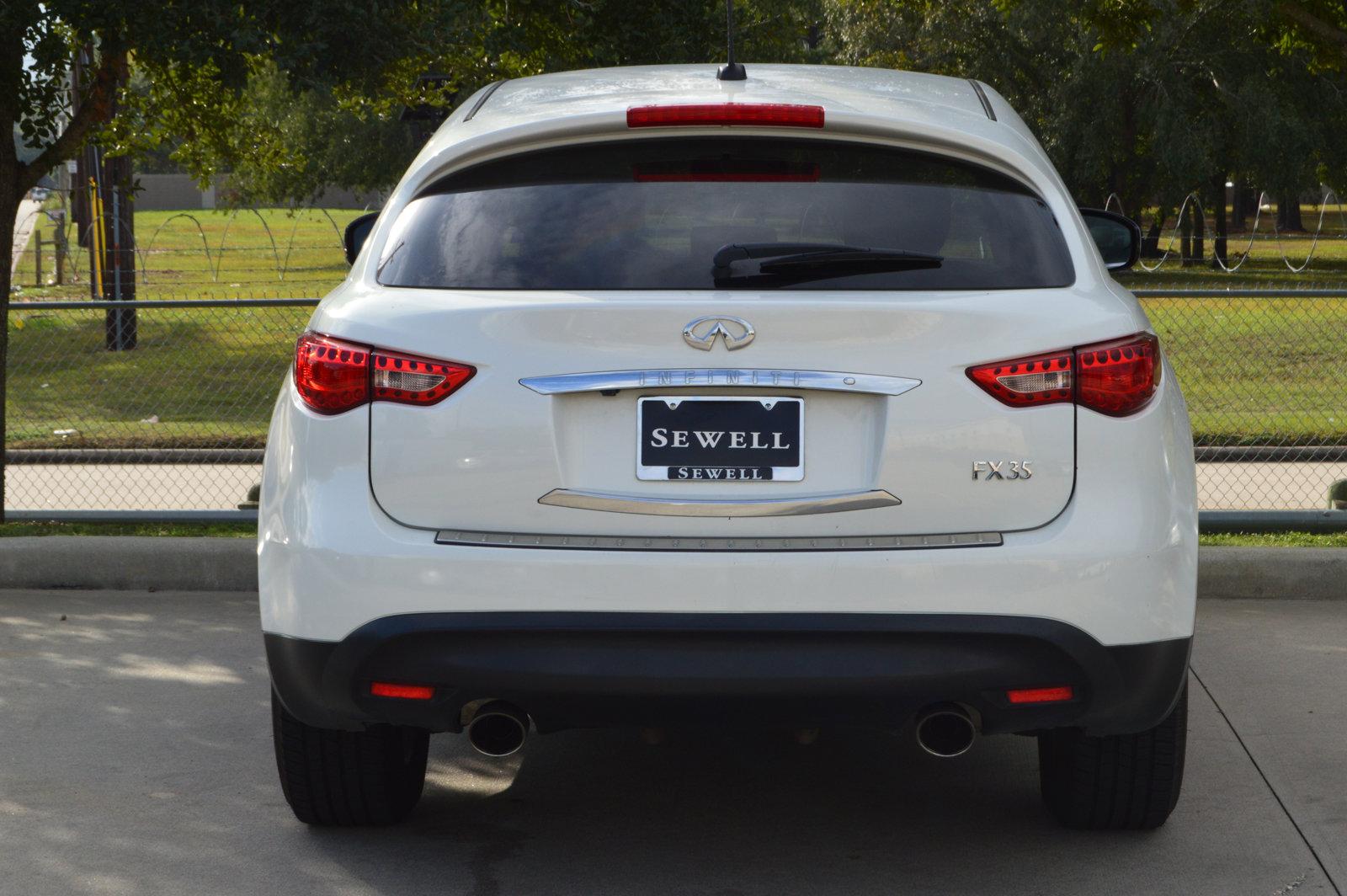 2010 INFINITI FX35 Vehicle Photo in Houston, TX 77090