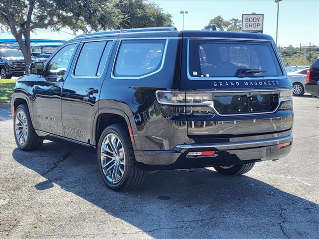 2022 Jeep Grand Wagoneer Vehicle Photo in DENTON, TX 76210-9321