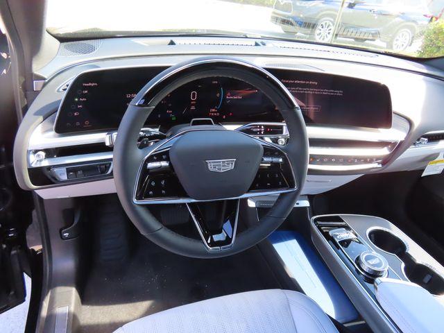 2025 Cadillac LYRIQ Vehicle Photo in DELRAY BEACH, FL 33483-3294