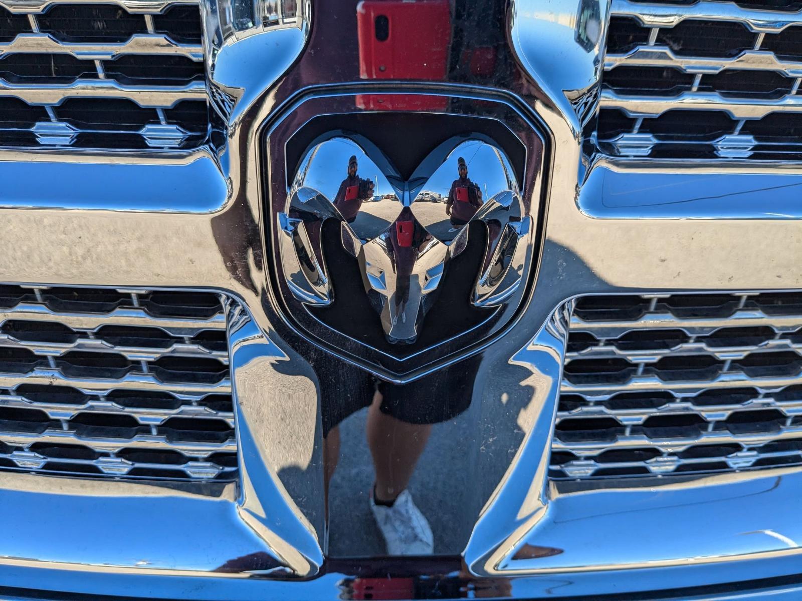 2015 Ram 3500 Vehicle Photo in Seguin, TX 78155