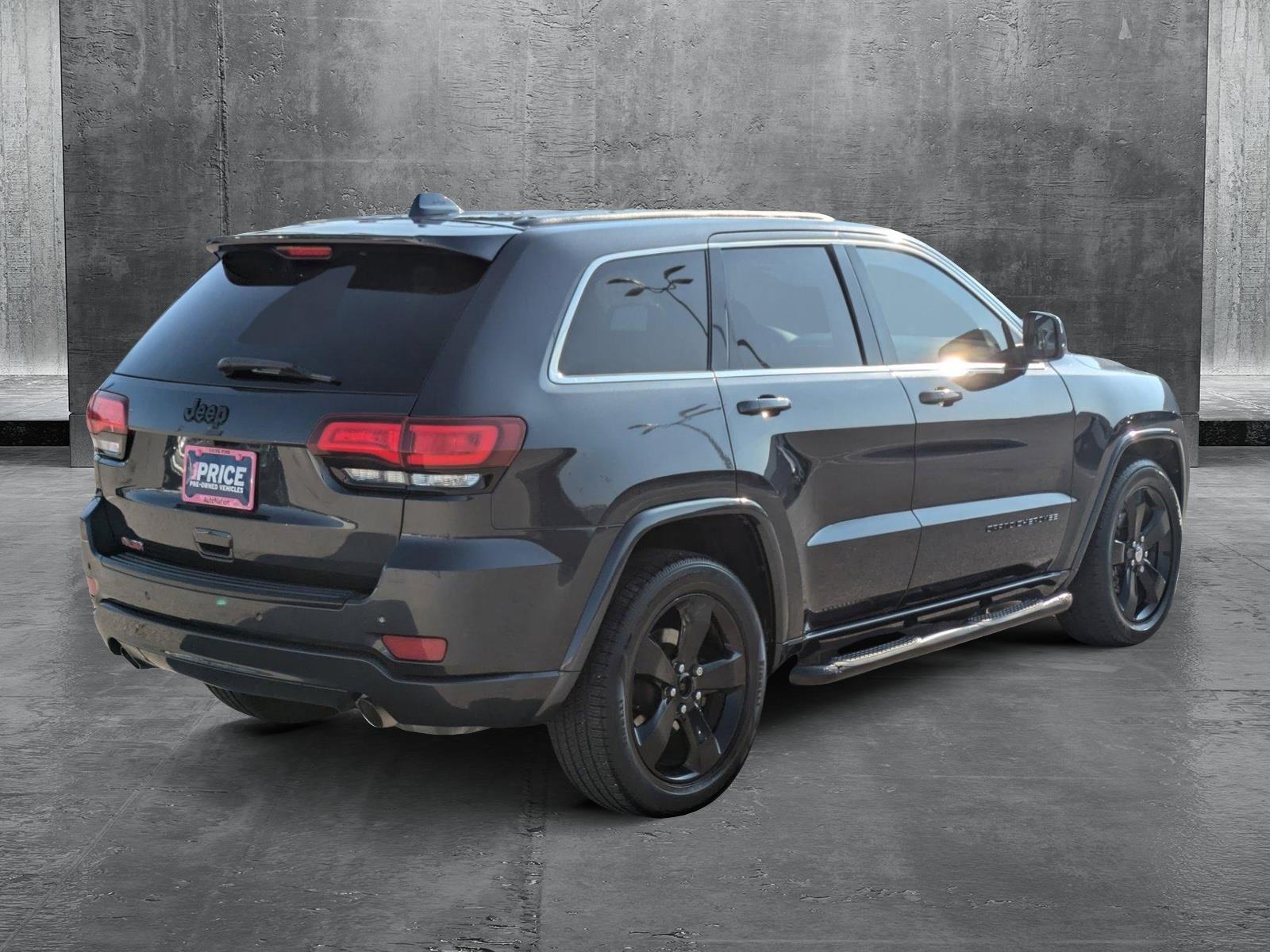 2015 Jeep Grand Cherokee Vehicle Photo in Corpus Christi, TX 78415