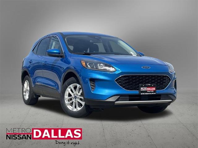 2020 Ford Escape Vehicle Photo in Farmers Branch, TX 75244
