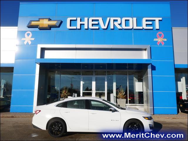 Used 2023 Chevrolet Malibu 1LT with VIN 1G1ZD5ST2PF133553 for sale in Maplewood, Minnesota