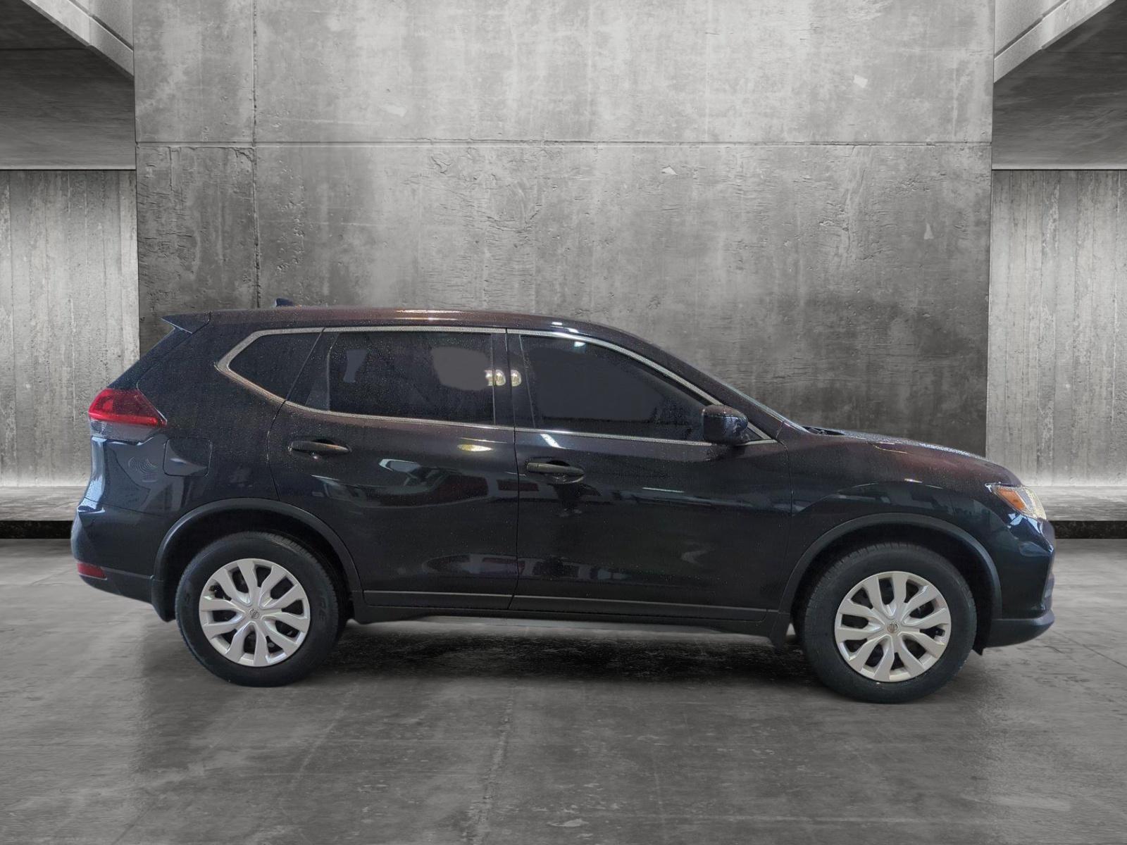 2020 Nissan Rogue Vehicle Photo in Memphis, TN 38125