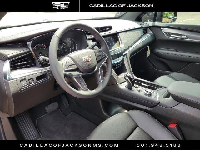 2024 Cadillac XT5 Vehicle Photo in RIDGELAND, MS 39157-4406