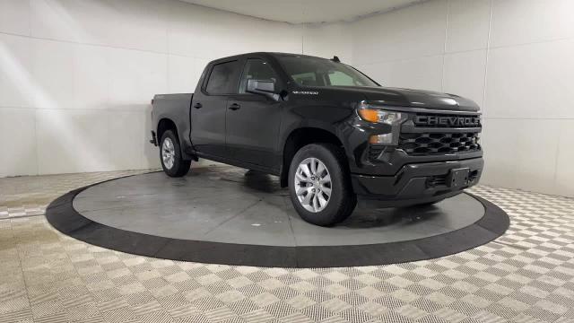 2024 Chevrolet Silverado 1500 Vehicle Photo in JOLIET, IL 60435-8135