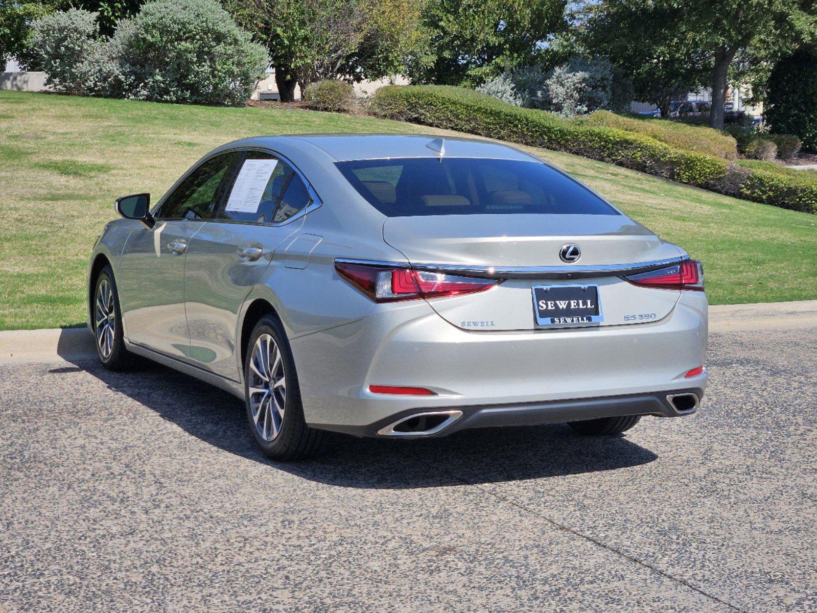 2022 Lexus ES 350 Vehicle Photo in FORT WORTH, TX 76132