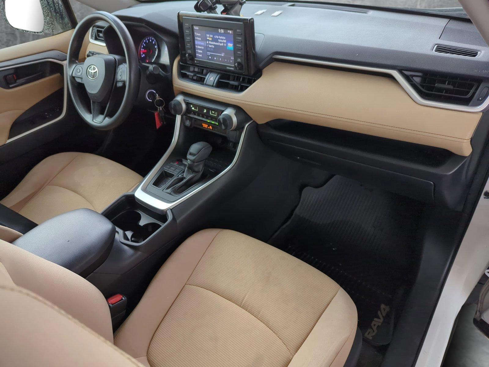 2020 Toyota RAV4 Vehicle Photo in Ft. Myers, FL 33907