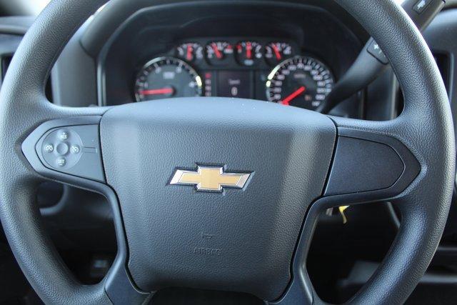 2022 Chevrolet Silverado Chassis Cab Vehicle Photo in SAINT CLAIRSVILLE, OH 43950-8512