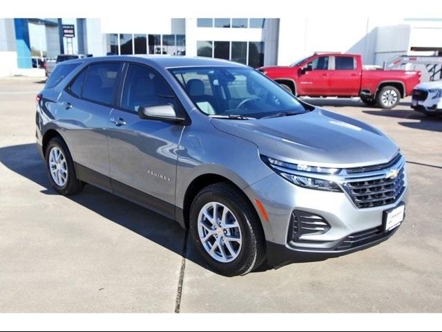 2024 Chevrolet Equinox Vehicle Photo in ROSENBERG, TX 77471-5675