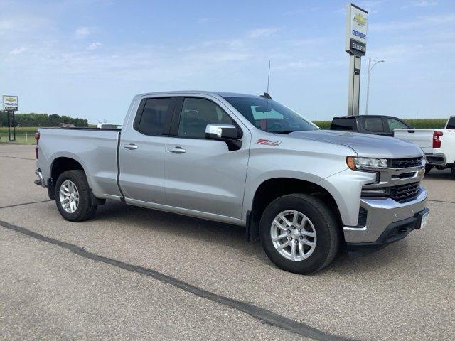 Used 2021 Chevrolet Silverado 1500 LT with VIN 1GCRYDED3MZ119214 for sale in Truman, Minnesota