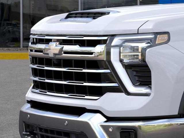 2025 Chevrolet Silverado 2500 HD Vehicle Photo in GREEN BAY, WI 54302-3701