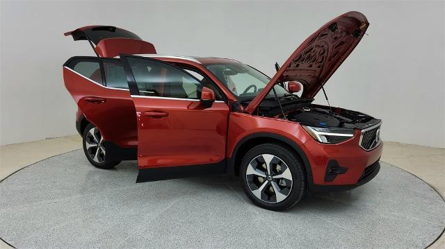 2024 Volvo XC40 Vehicle Photo in Grapevine, TX 76051