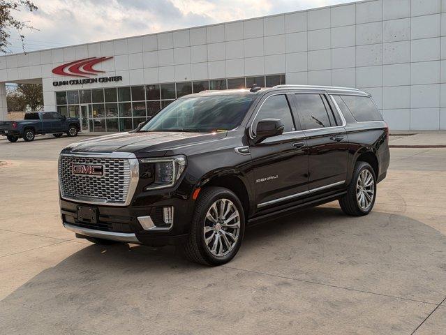 2024 GMC Yukon XL Vehicle Photo in SELMA, TX 78154-1459