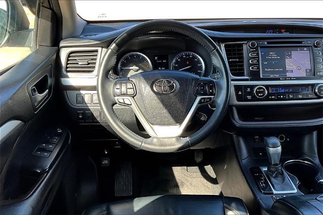 2018 Toyota Highlander Vehicle Photo in Houston, TX 77007