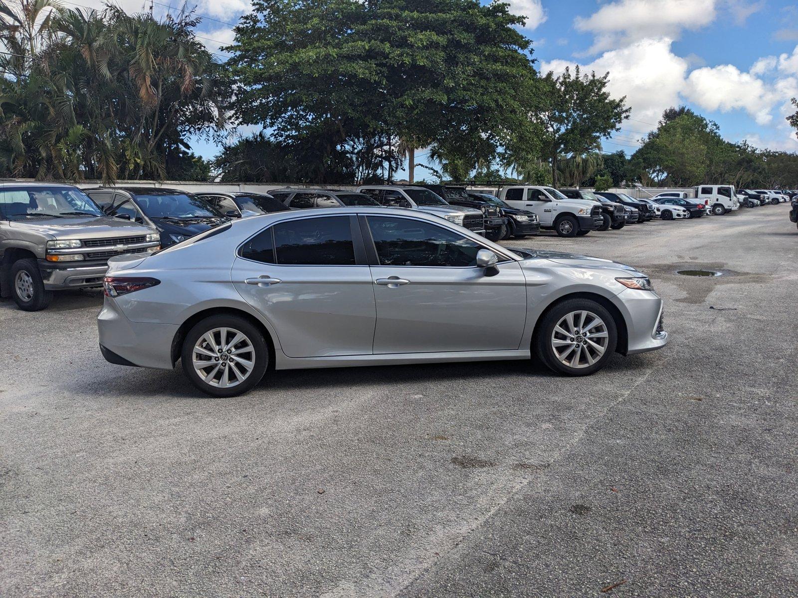 2021 Toyota Camry Vehicle Photo in GREENACRES, FL 33463-3207