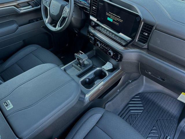 2025 Chevrolet Silverado 1500 Vehicle Photo in RIVERSIDE, CA 92504-4106