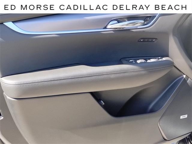 2024 Cadillac XT6 Vehicle Photo in DELRAY BEACH, FL 33483-3294