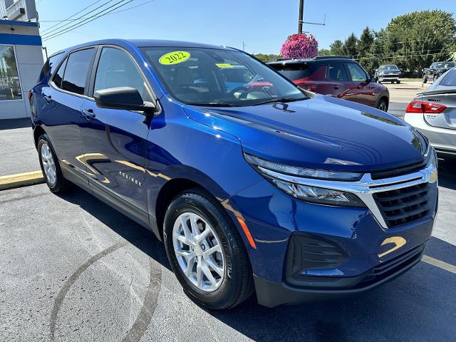 Used 2022 Chevrolet Equinox LS with VIN 3GNAXHEV1NS157952 for sale in Gallipolis, OH