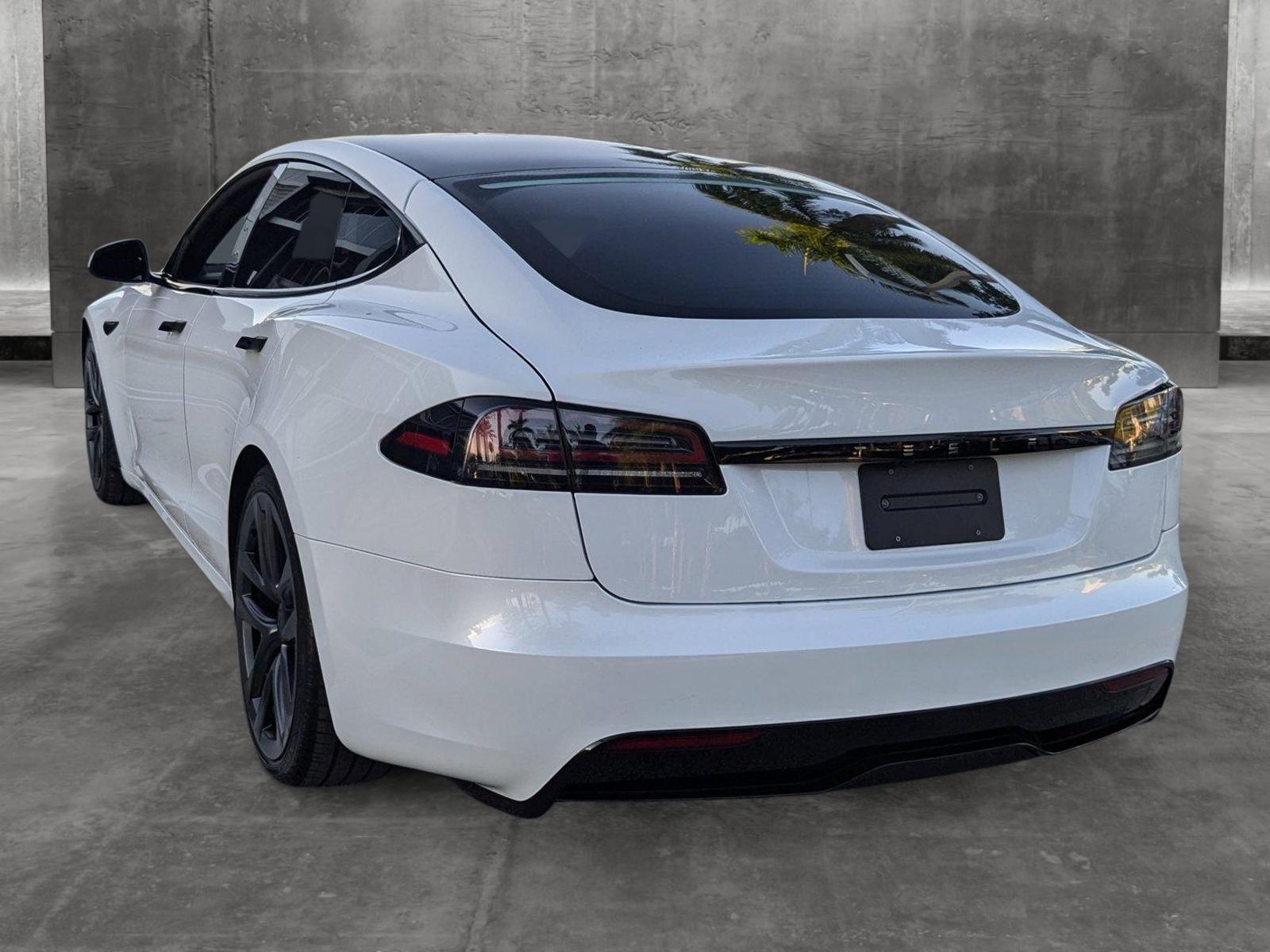 2023 Tesla Model S Vehicle Photo in Miami, FL 33169