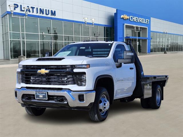 2025 Chevrolet Silverado 3500 HD CC Vehicle Photo in Weatherford, TX 76087