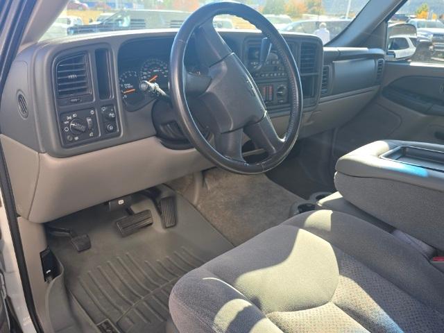 2003 Chevrolet Suburban Vehicle Photo in POST FALLS, ID 83854-5365