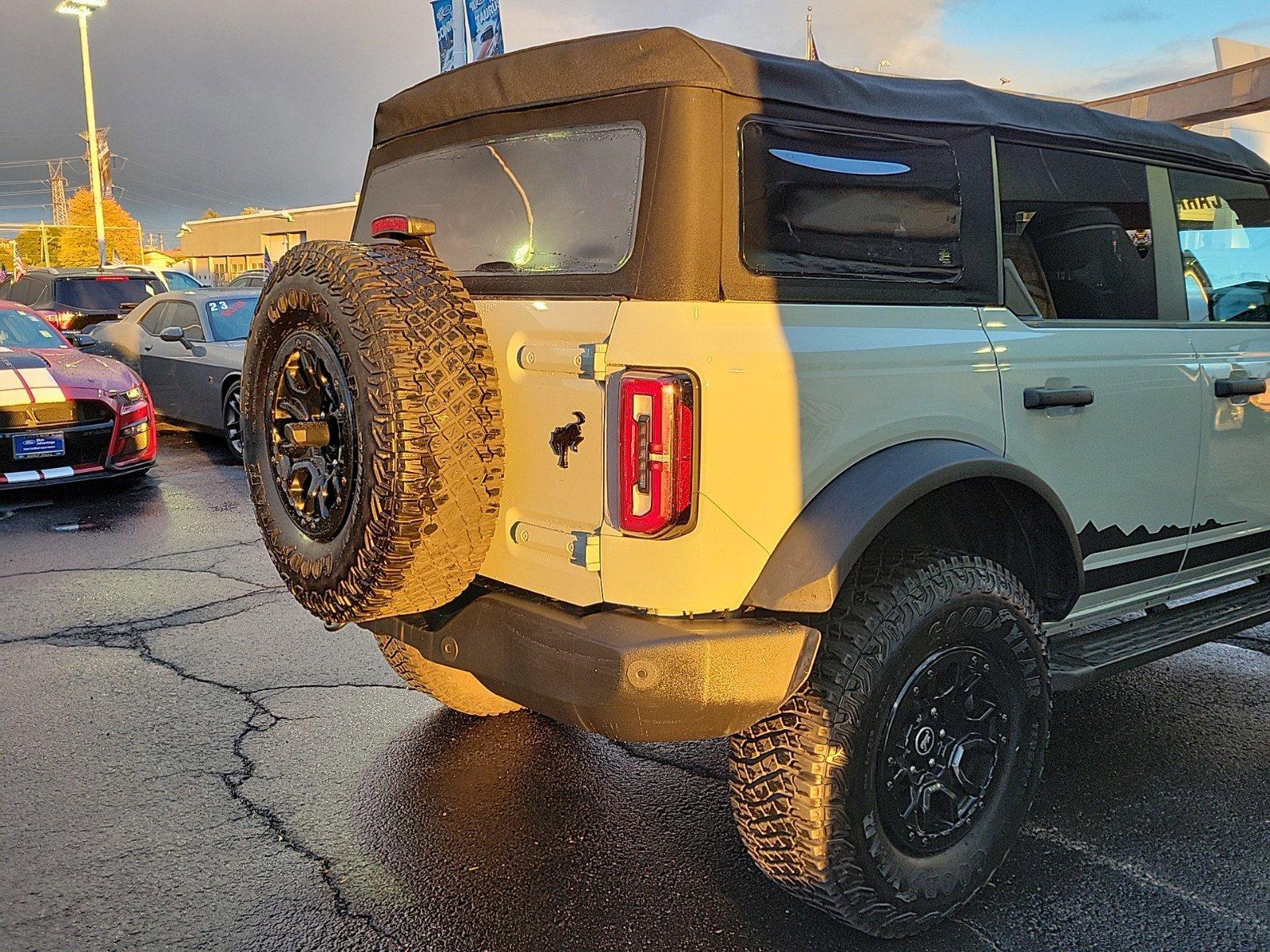 2022 Ford Bronco Vehicle Photo in Saint Charles, IL 60174