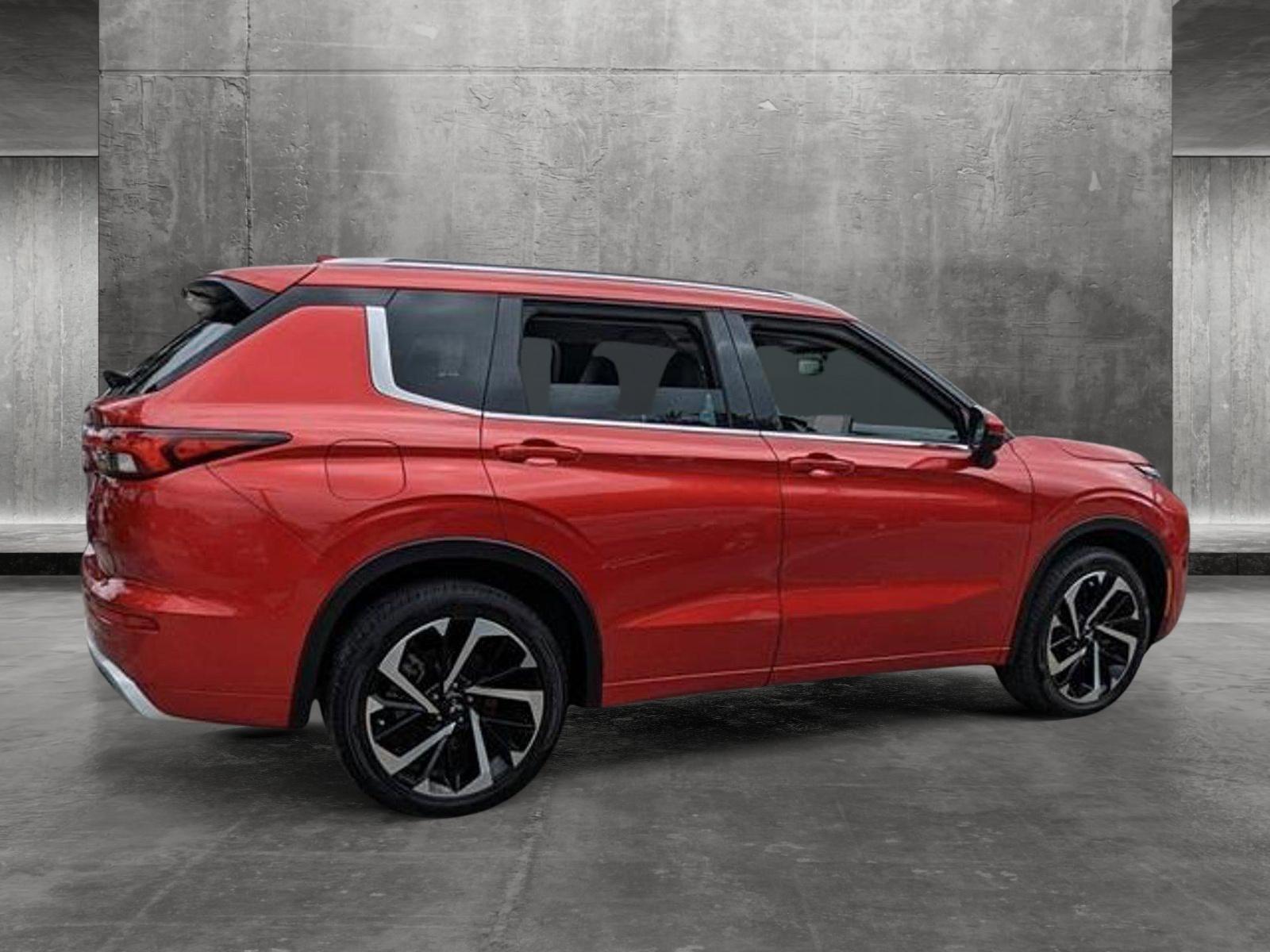 2023 Mitsubishi Outlander Vehicle Photo in Clearwater, FL 33765