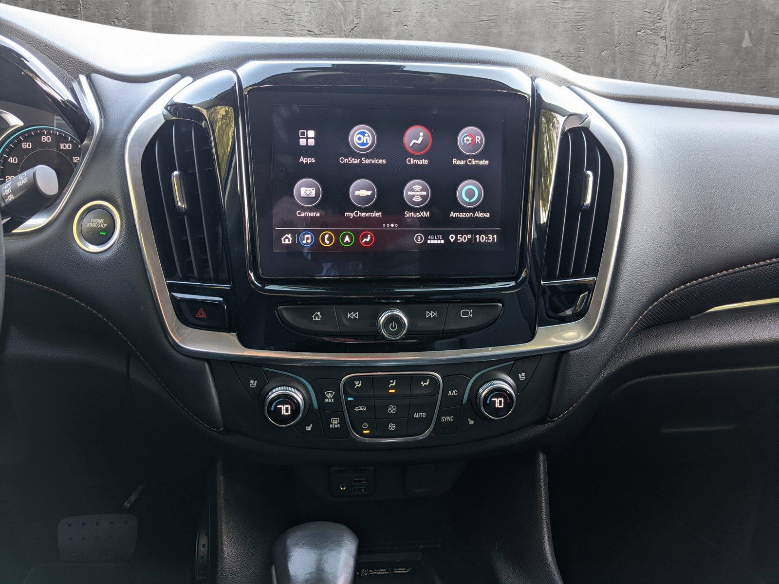 2021 Chevrolet Traverse Vehicle Photo in VALENCIA, CA 91355-1705