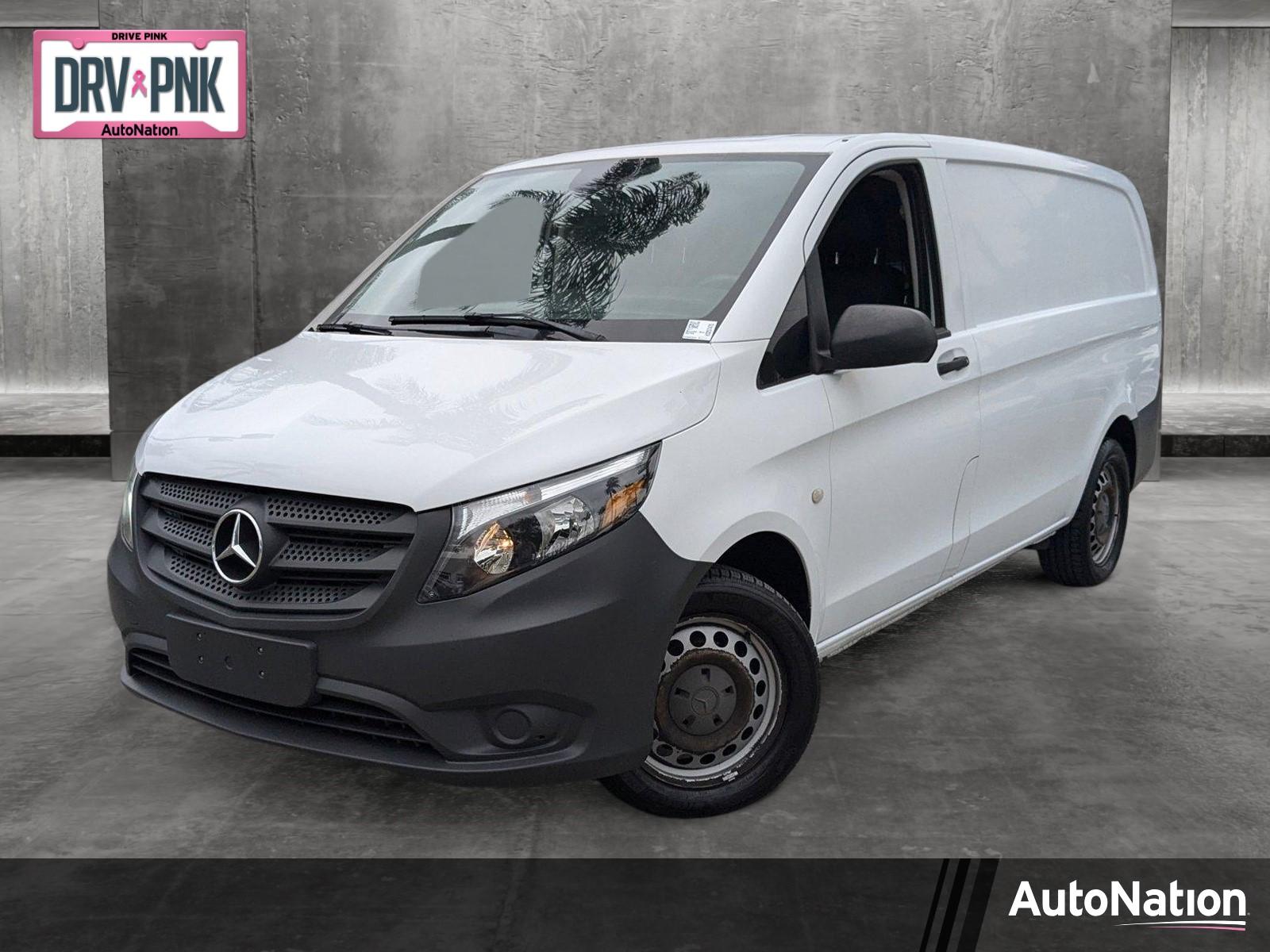 2017 Mercedes-Benz Metris Cargo Van Vehicle Photo in Coconut Creek, FL 33073