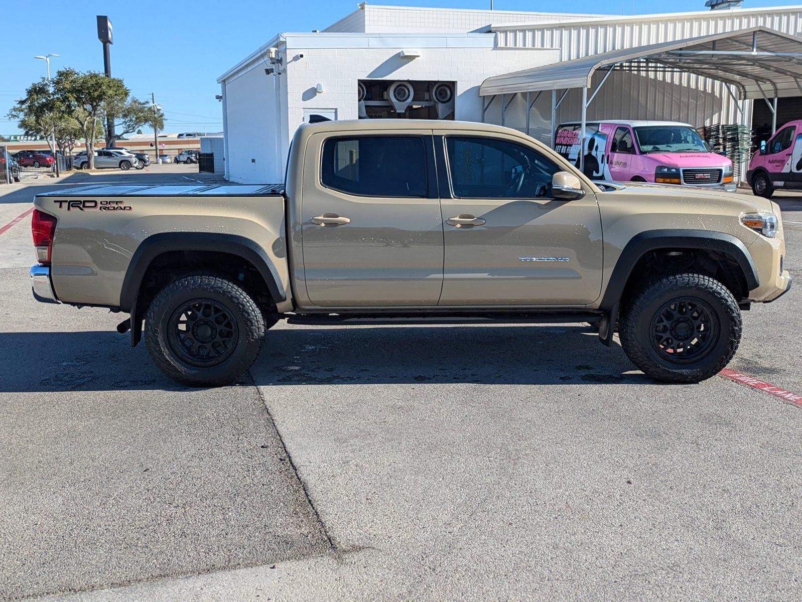 2017 Toyota Tacoma Vehicle Photo in Corpus Christi, TX 78415