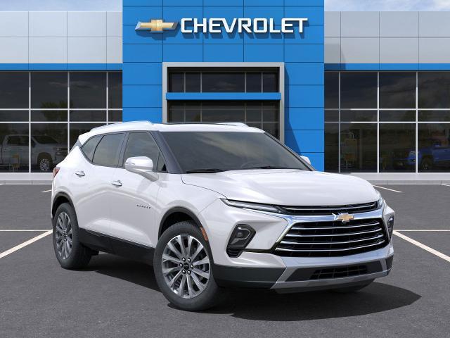 2025 Chevrolet Blazer Vehicle Photo in PEMBROKE PINES, FL 33024-6534