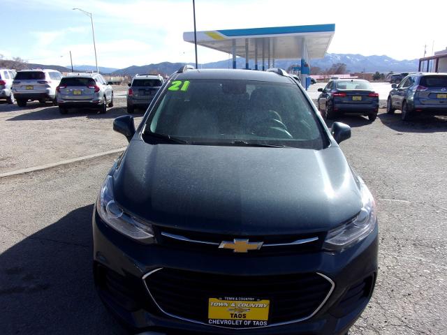 Used 2021 Chevrolet Trax LT with VIN KL7CJPSB8MB330817 for sale in Taos, NM