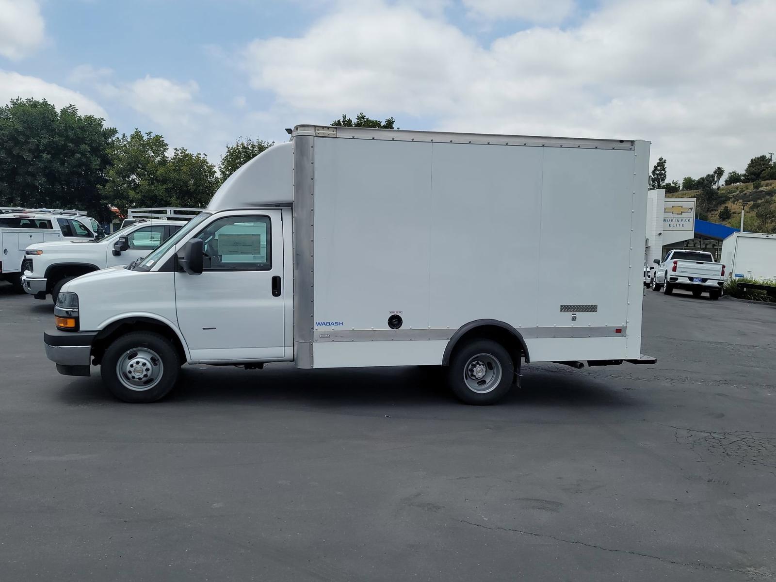 2023 Chevrolet Express Commercial Cutaway Vehicle Photo in LA MESA, CA 91942-8211