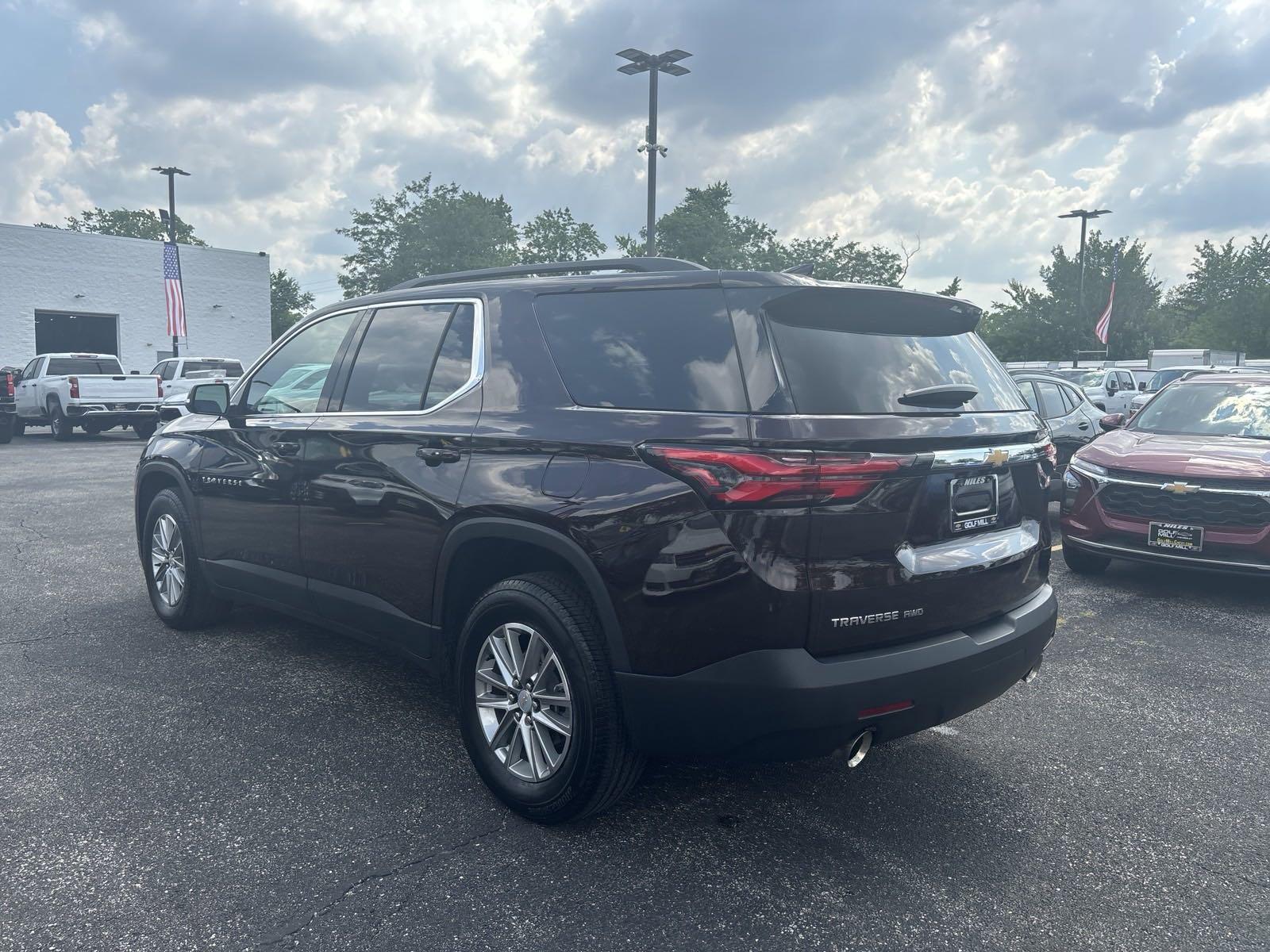 2023 Chevrolet Traverse Vehicle Photo in Plainfield, IL 60586