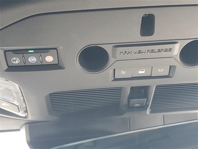 2023 GMC HUMMER EV Pickup Vehicle Photo in GRAND BLANC, MI 48439-8139