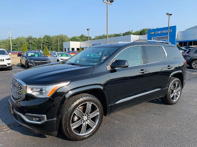 2017 GMC Acadia Vehicle Photo in MOON TOWNSHIP, PA 15108-2571