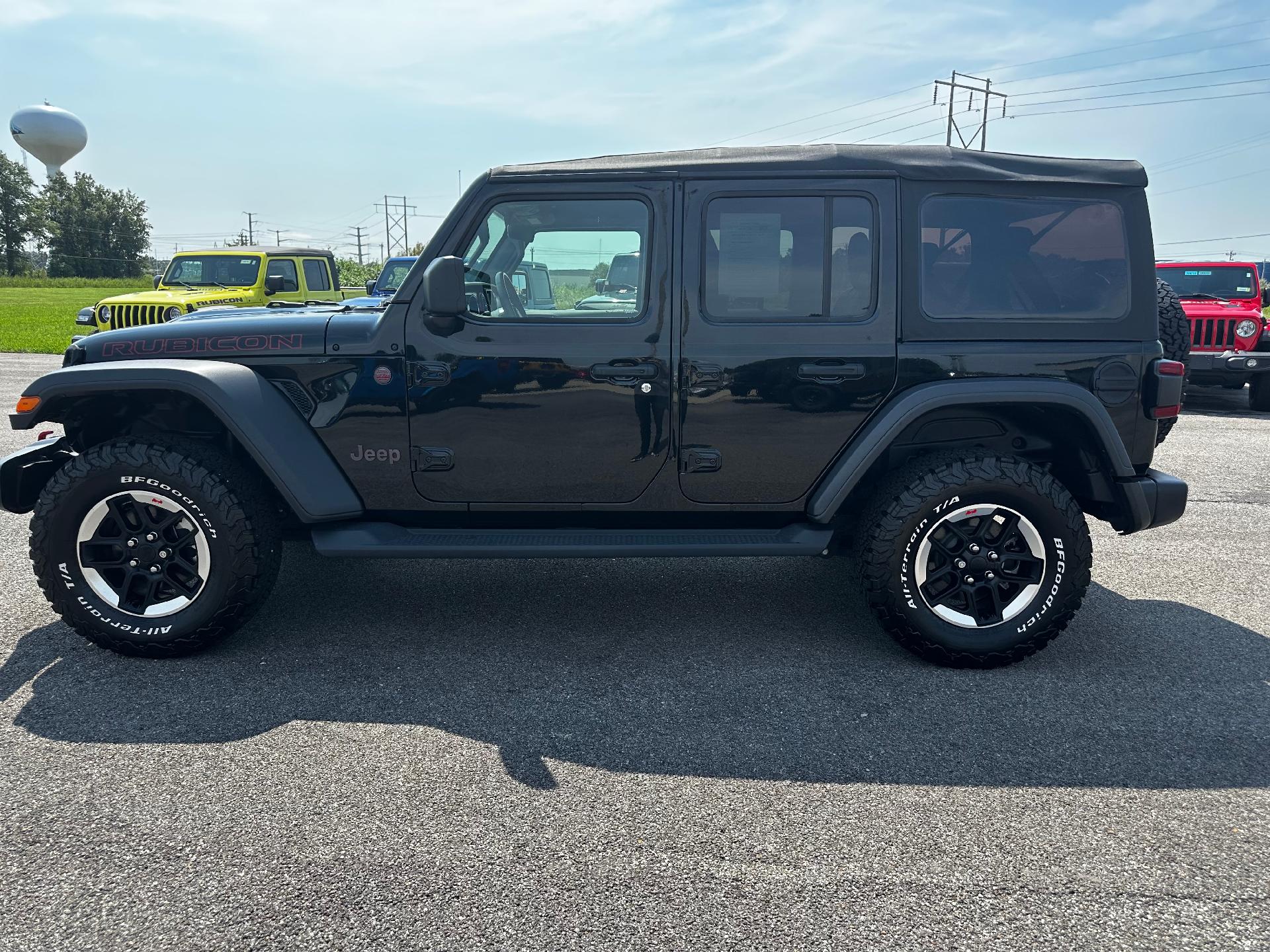 Used 2021 Jeep Wrangler Unlimited Rubicon with VIN 1C4HJXFG5MW585755 for sale in Salem, IL