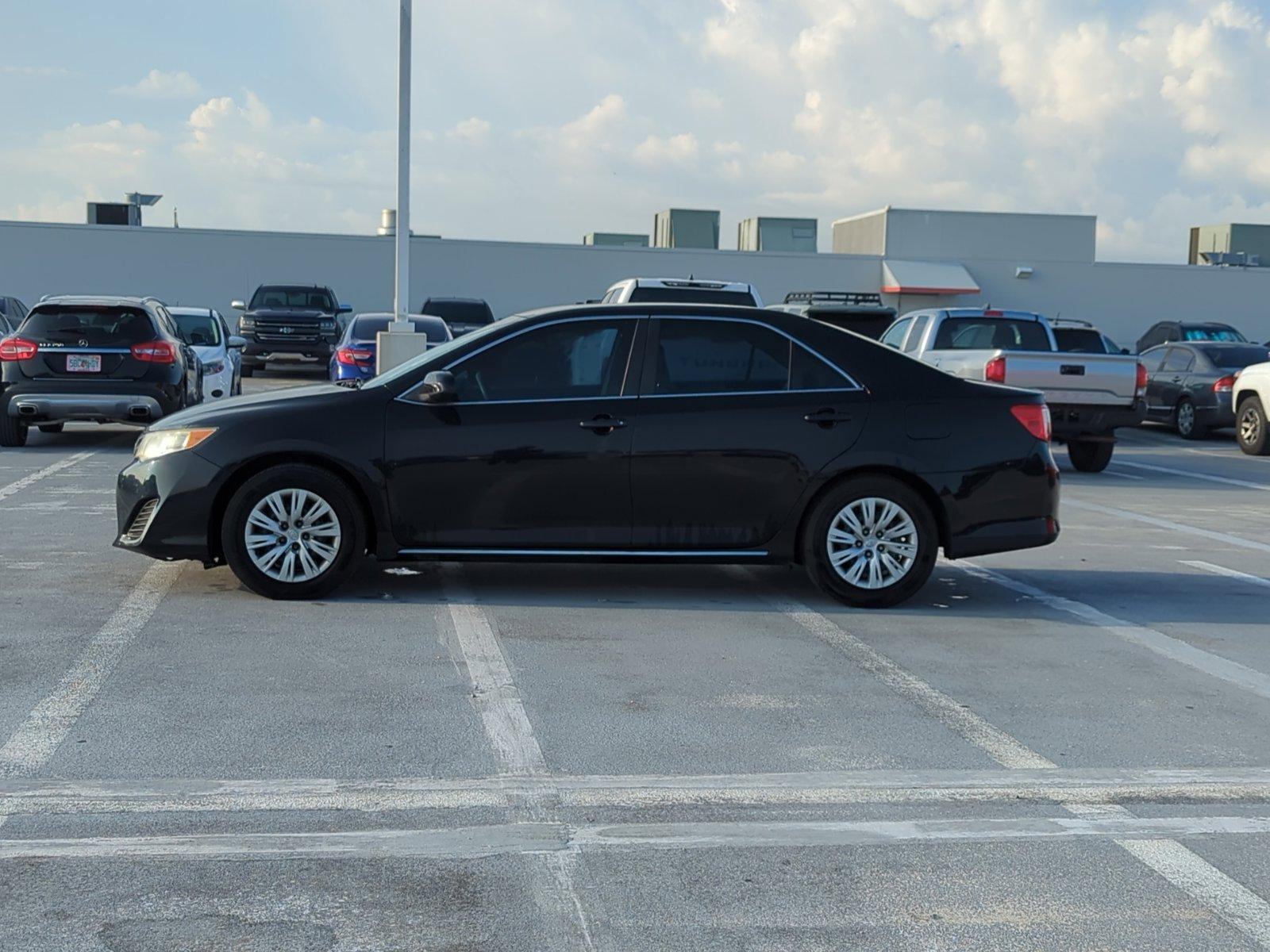 2013 Toyota Camry Vehicle Photo in Ft. Myers, FL 33907