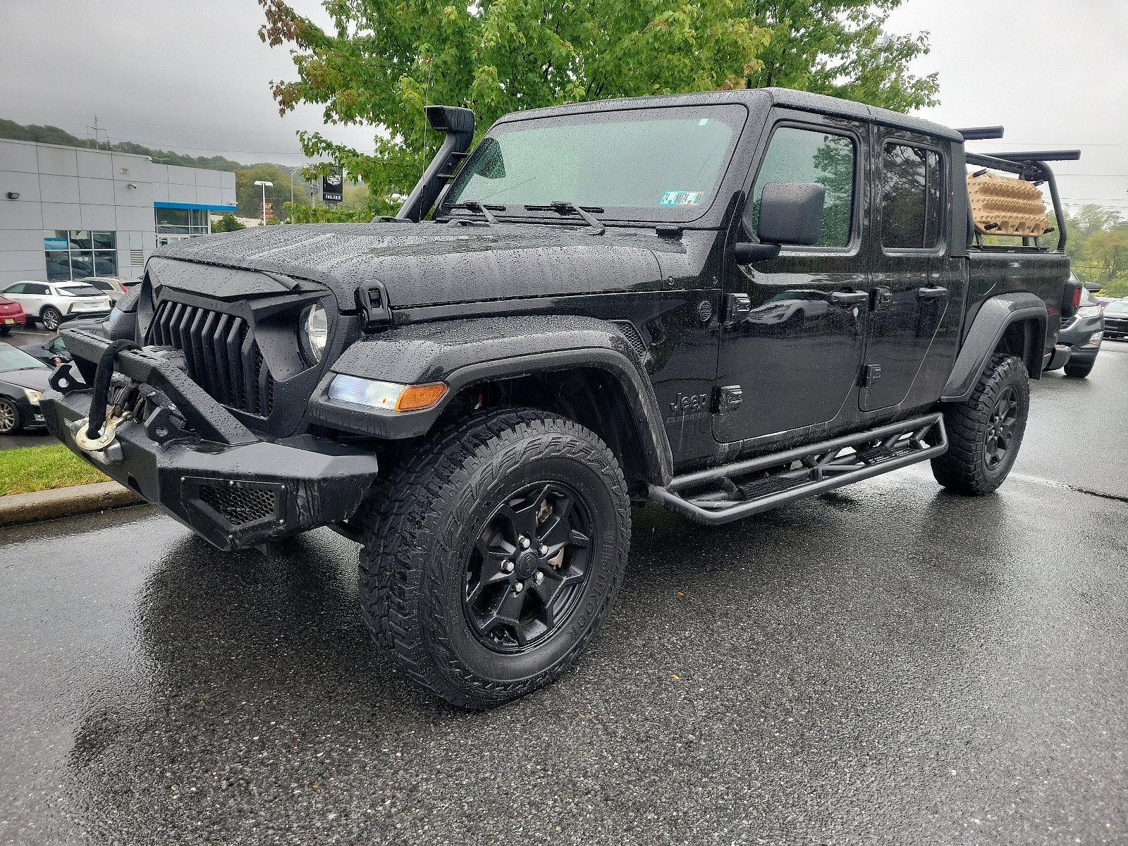 2021 Jeep Gladiator Vehicle Photo in BETHLEHEM, PA 18017-9401