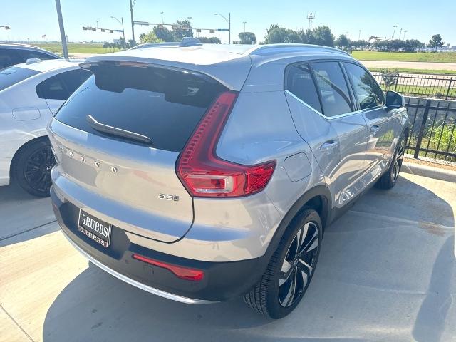 2024 Volvo XC40 Vehicle Photo in Grapevine, TX 76051