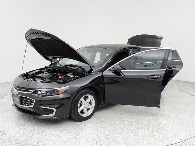 2018 Chevrolet Malibu Vehicle Photo in Grapevine, TX 76051