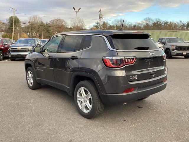 2023 Jeep Compass Vehicle Photo in Gardner, MA 01440