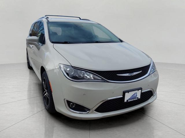 2017 Chrysler Pacifica Vehicle Photo in Appleton, WI 54914