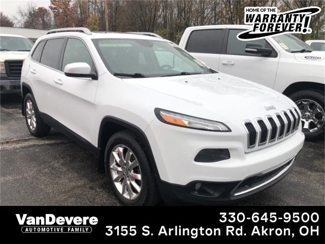 2014 Jeep Cherokee Vehicle Photo in Akron, OH 44312